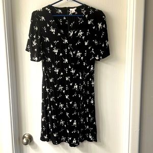 Floral mini dress large